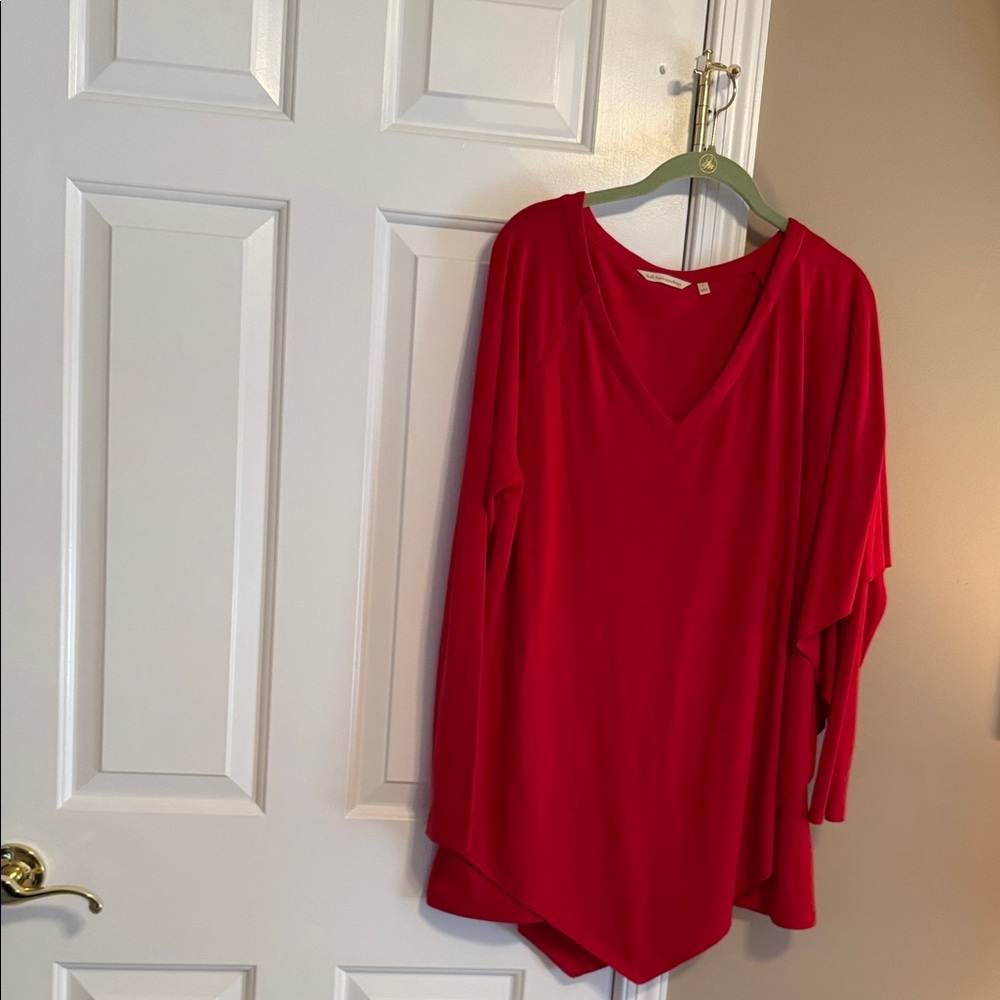 Asymmetrical Red V-Neck Women's Tunic